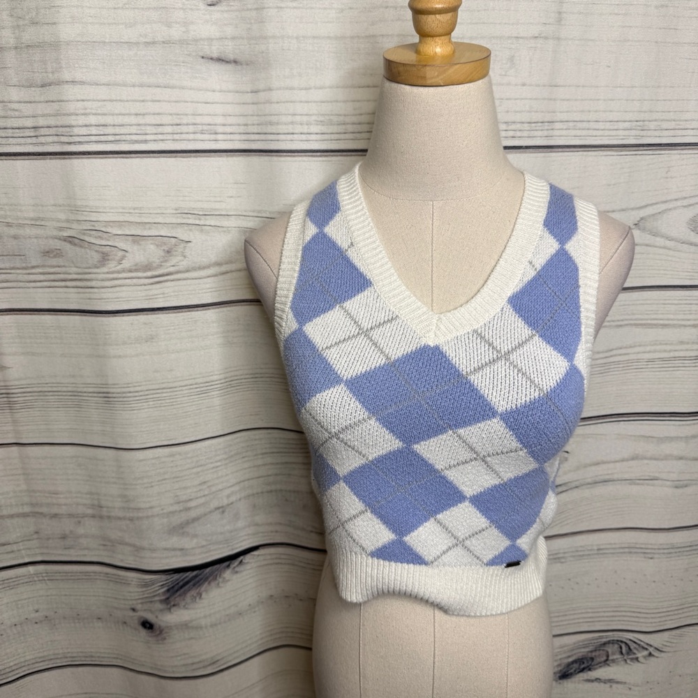Hollister Blue and White Argyle V-Neck Sweater